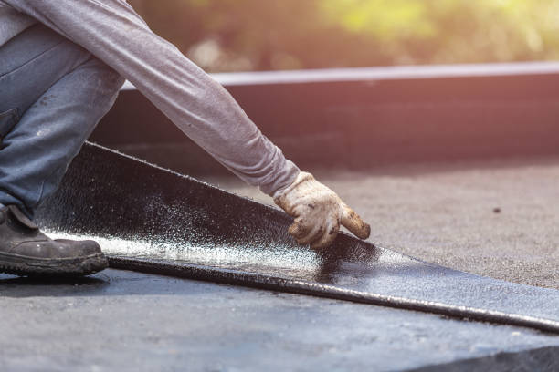 Professional Vapor Barrier Installation technician working in Sparta, MI